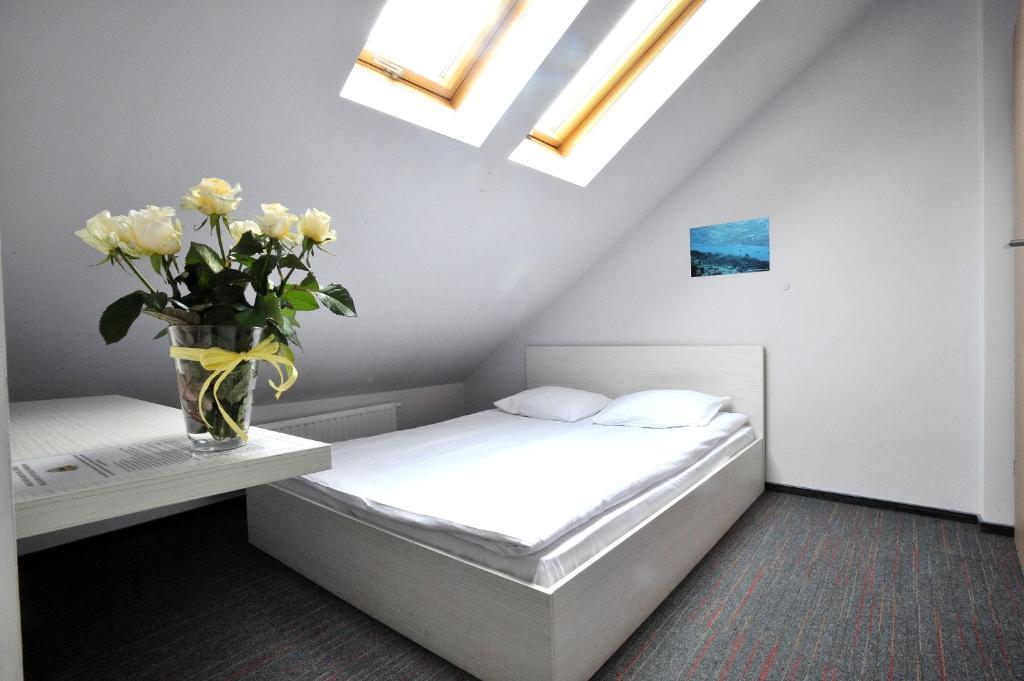Hostel Promenada Rzeszow Ruang foto